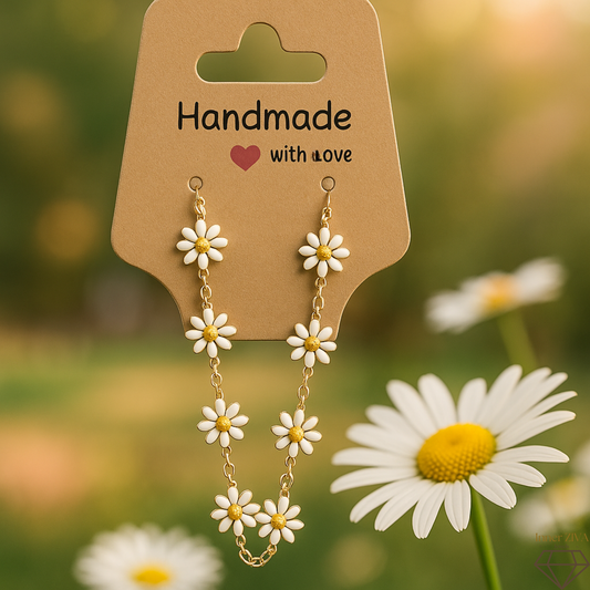 Daisy Bloom Gold Bracelet