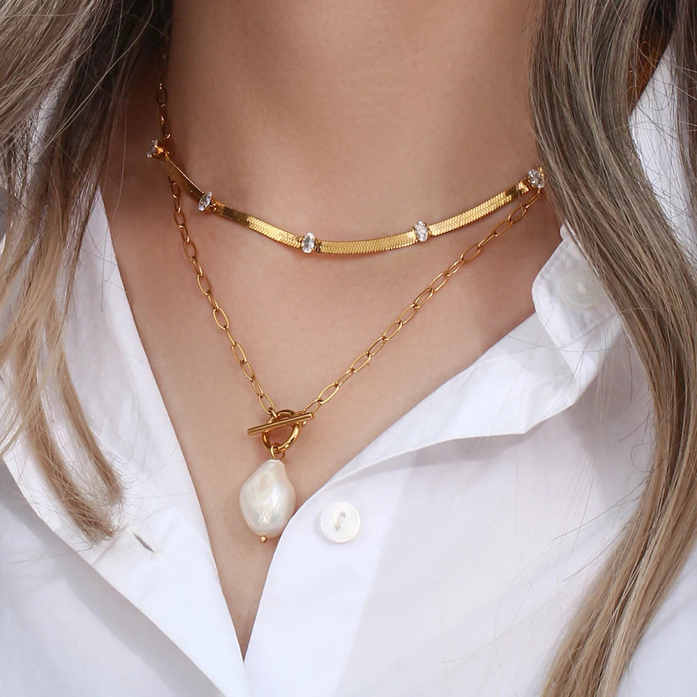 MamacitaSlay Elegant Baroque Freshwater Pearl Pendant Necklace OT Buckle 18K Gold Plated Waterproof Stainless Steel Necklace
