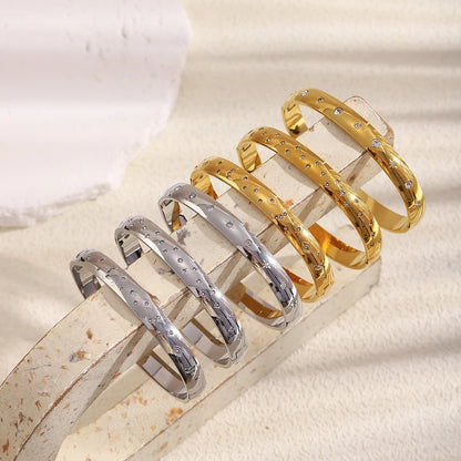 MamacitaSlay 316L Stainless Steel Star Moon Open Bracelet Bracelet 18K Gold Plated Waterproof Jewelry Women's Unique Bracelet