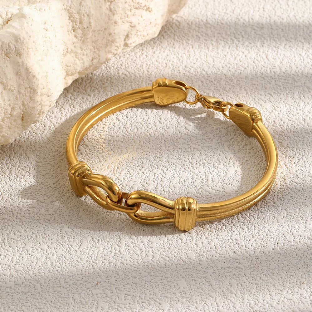 MamacitaSlay 316L Stainless Steel Interlocking Double Link Bangle 18K Gold Plated Waterproof Jewelry For Women Daily Bracelet