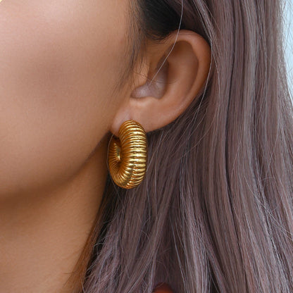 MamacitaSlay 316L Stainless Steel Smooth Ribbed C Shaped Earrings 18K Gold Plated Waterproof Jewelry For Women Everyday Wear