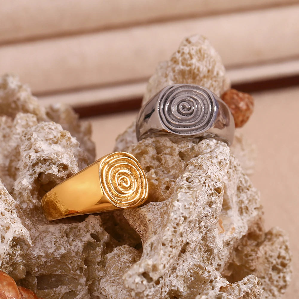 MamacitaSlay Unique Fingerprint Swirl Ripple Gold Silver Colour Rings Womens Stainless Steel Tarnish Free Jewelry Accessories