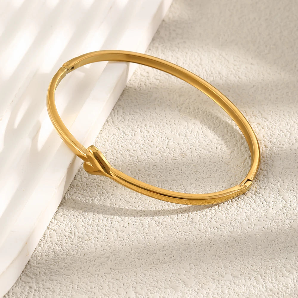 Mamacitaslay 316L Stainless Steel Heart Thin Bracelet Minimalist 18K Gold Plated Waterproof Jewelry Daily Dating Gifts Women
