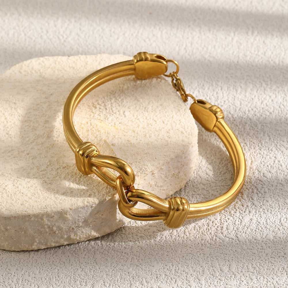 MamacitaSlay 316L Stainless Steel Interlocking Double Link Bangle 18K Gold Plated Waterproof Jewelry For Women Daily Bracelet